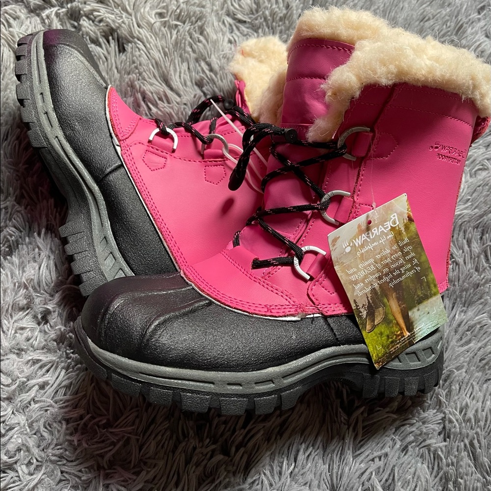 BEARPAW SNOW BOOTS